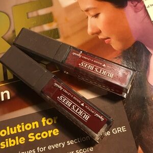 Burt's Bees Liquid Lipstick Duo in Berry Red